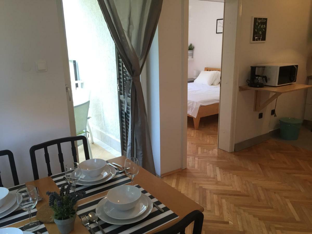 Apartments Papalinna 2 By Moro Krk Town Buitenkant foto